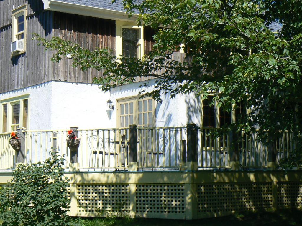 Auberge De La Tour Et Spa マゴグ エクステリア 写真